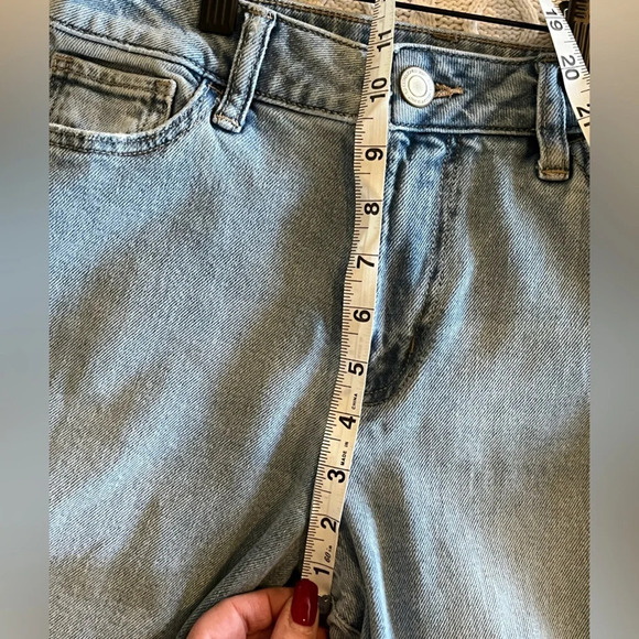 SO Brand (Kohls) High Rise Mom Jeans size 1 or 25W - Picture 4 of 16
